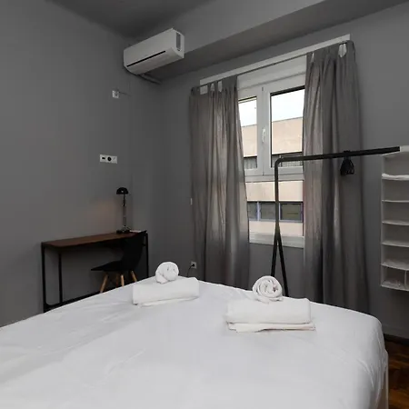Ferienwohnung Ermes 2-Bd Retreat With Acropolis View Athen Exterior foto